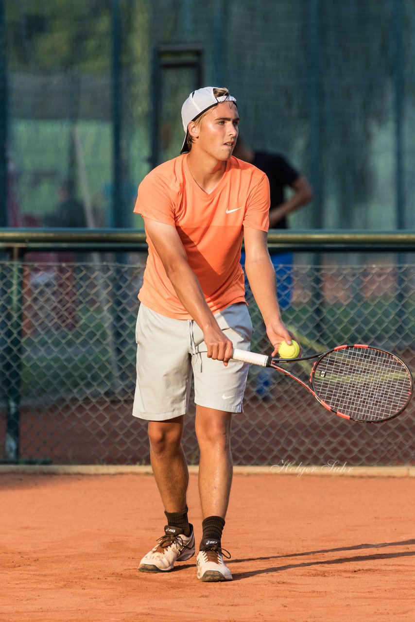 Bild 225 - Stadtwerke Pinneberg Cup